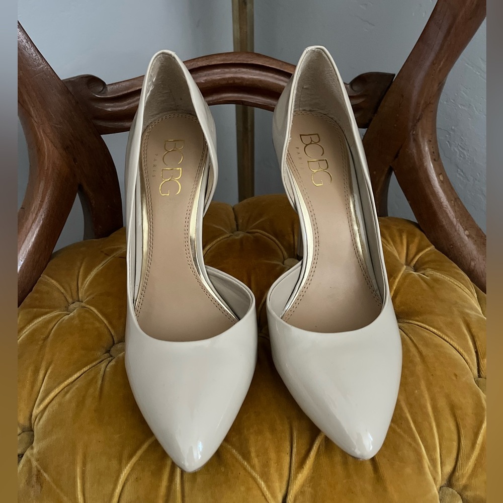BCBG Paris Nude Heels ~ Size 10